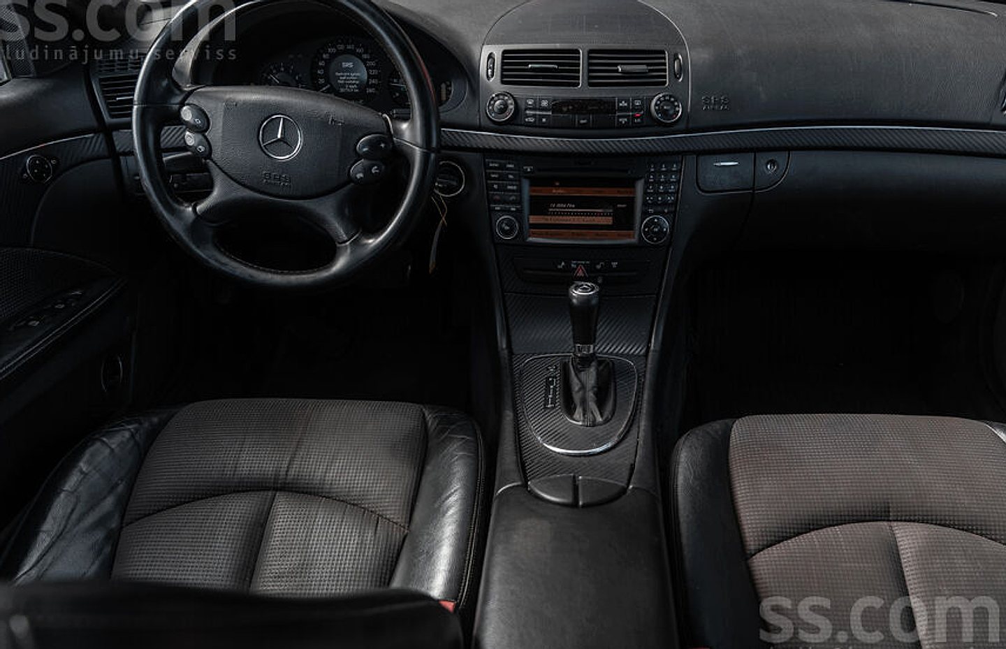Mercedes-Benz E220 — foto 5