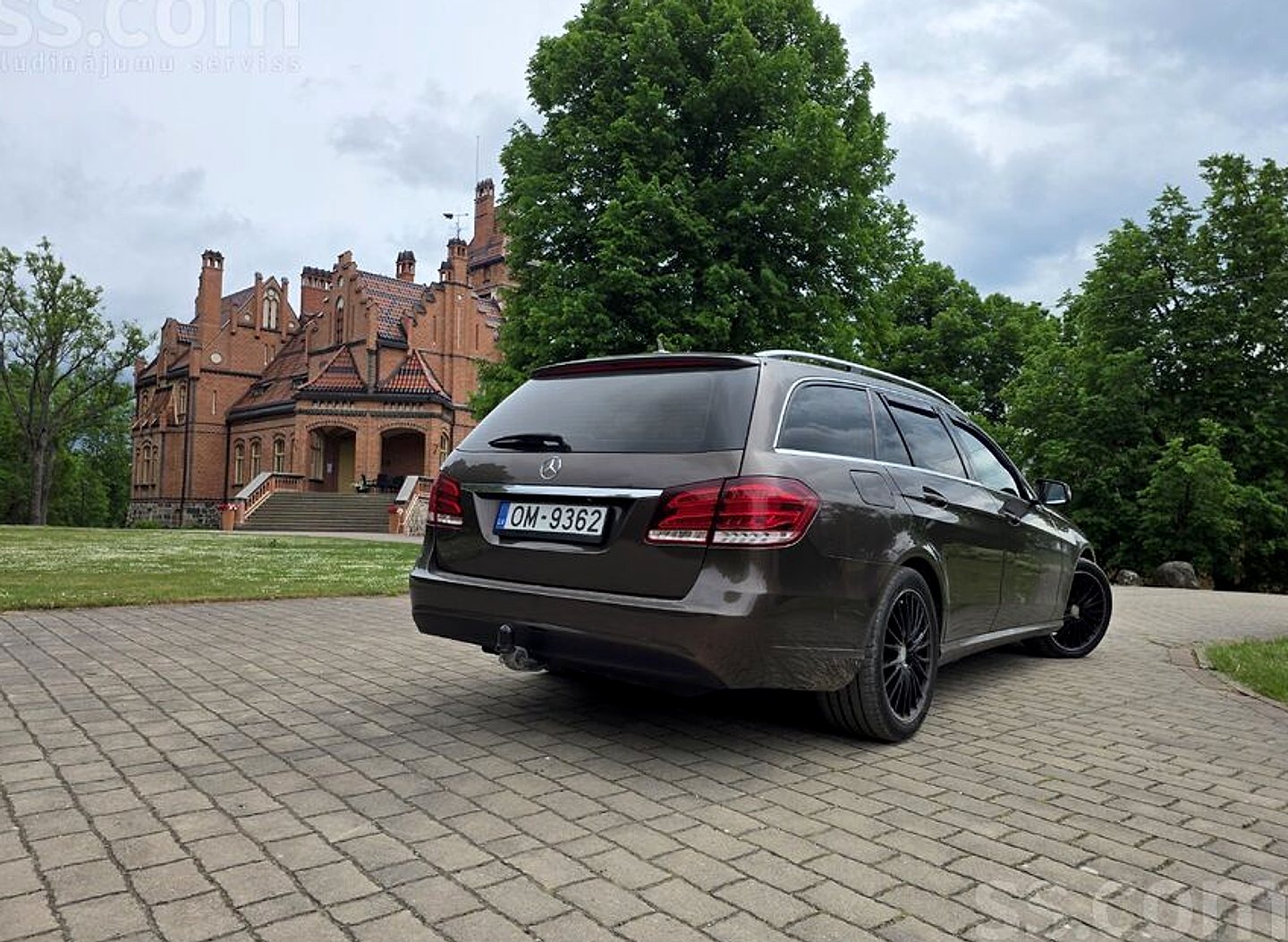 Mercedes-Benz E300 — foto 3