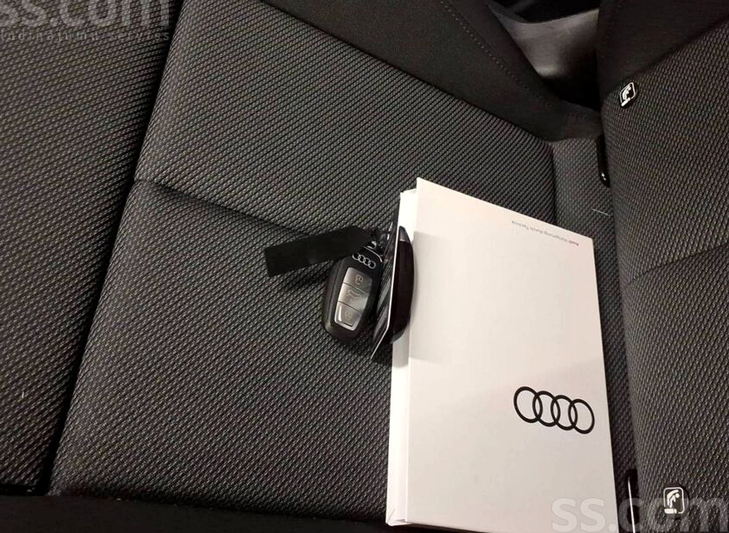 Audi E-tron — foto 6
