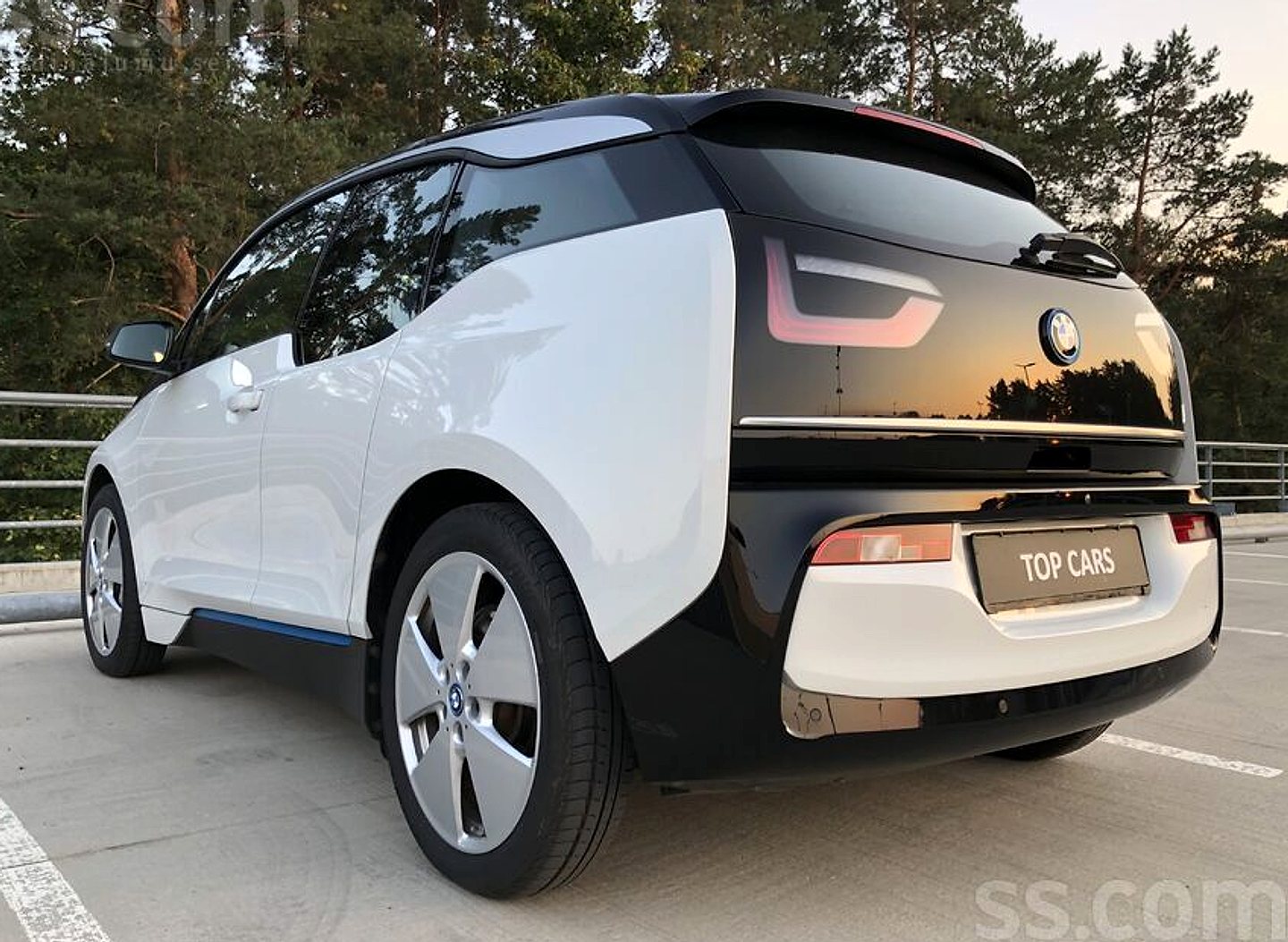 BMW i3 — foto 4