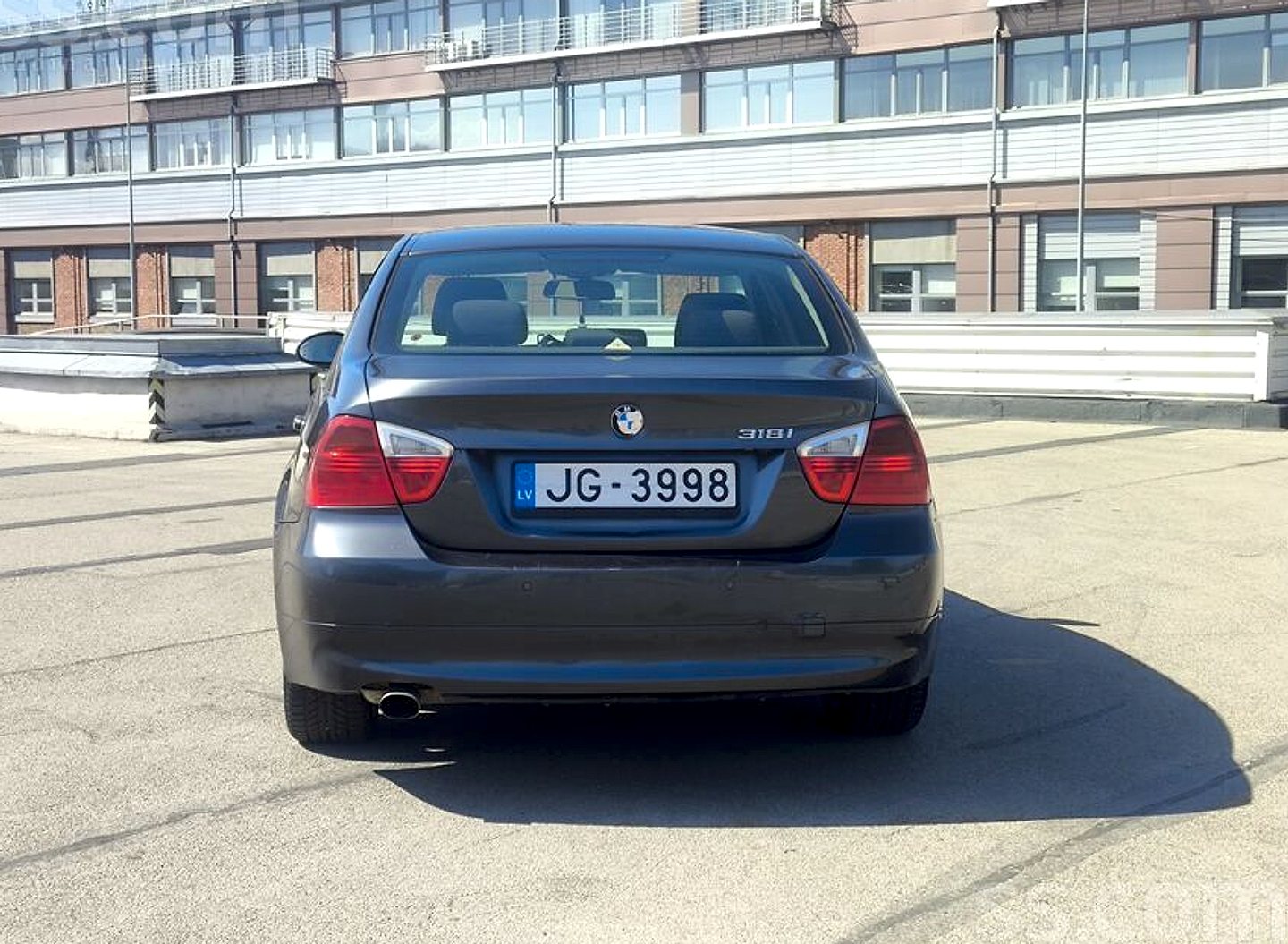 BMW 318 — foto 4