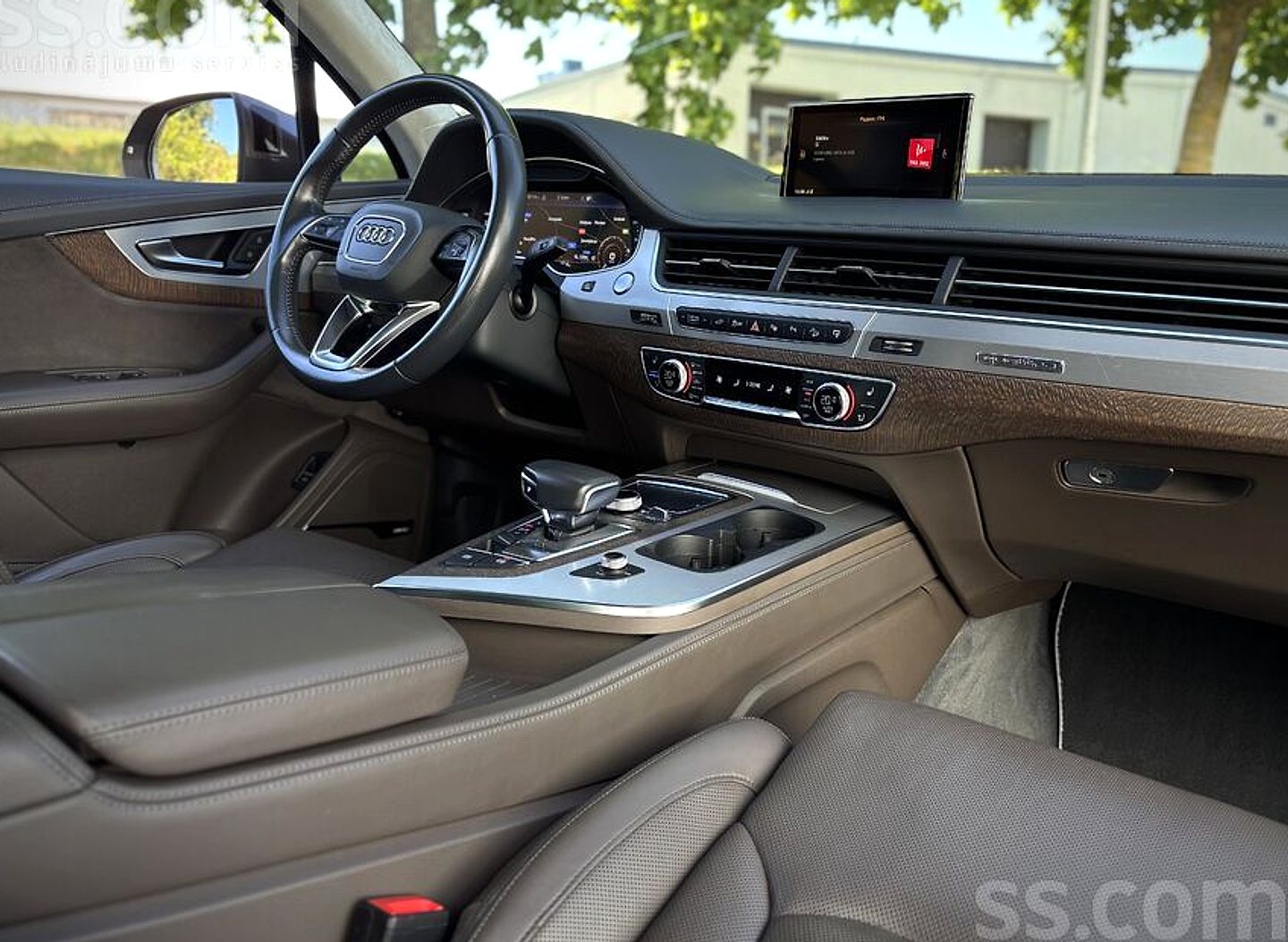 Audi Q7 — foto 6
