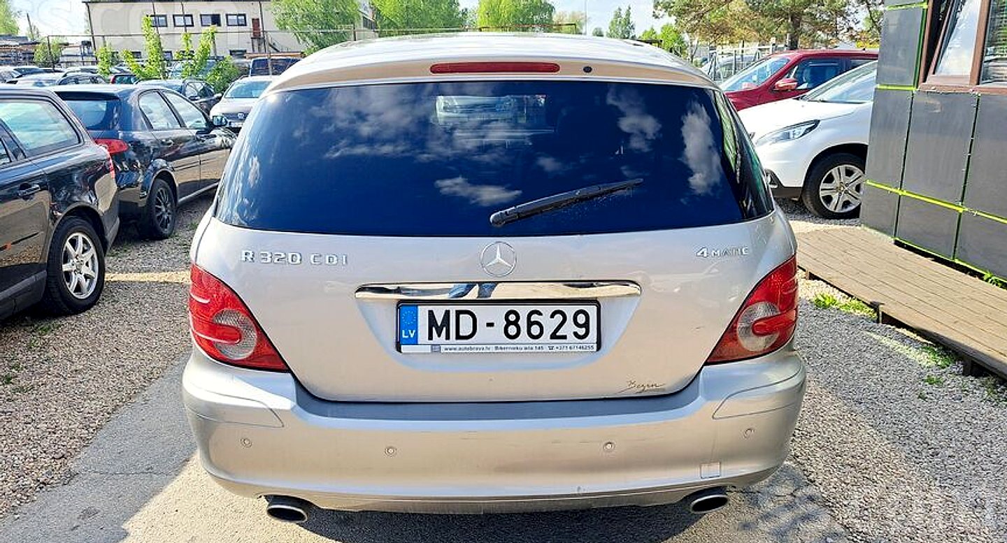 Mercedes-Benz R320 — foto 5