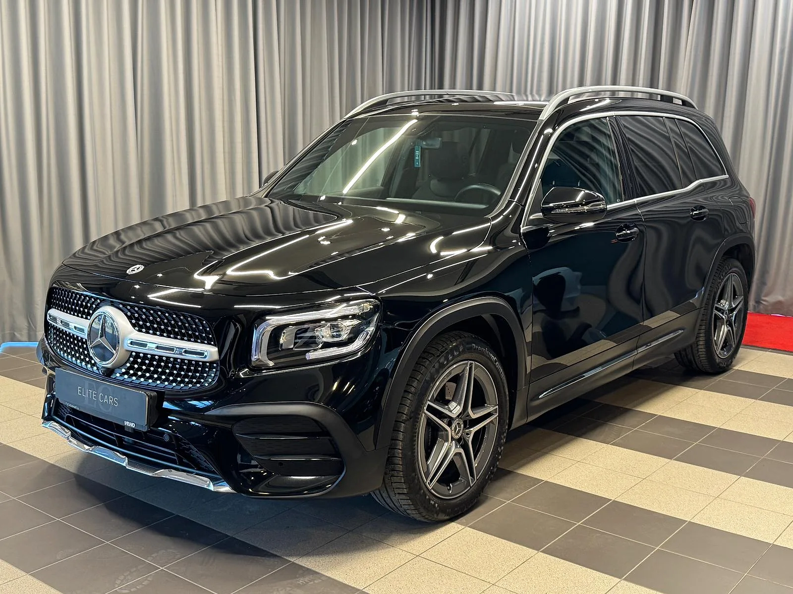 Mercedes-Benz GLB 200, 2021. gads