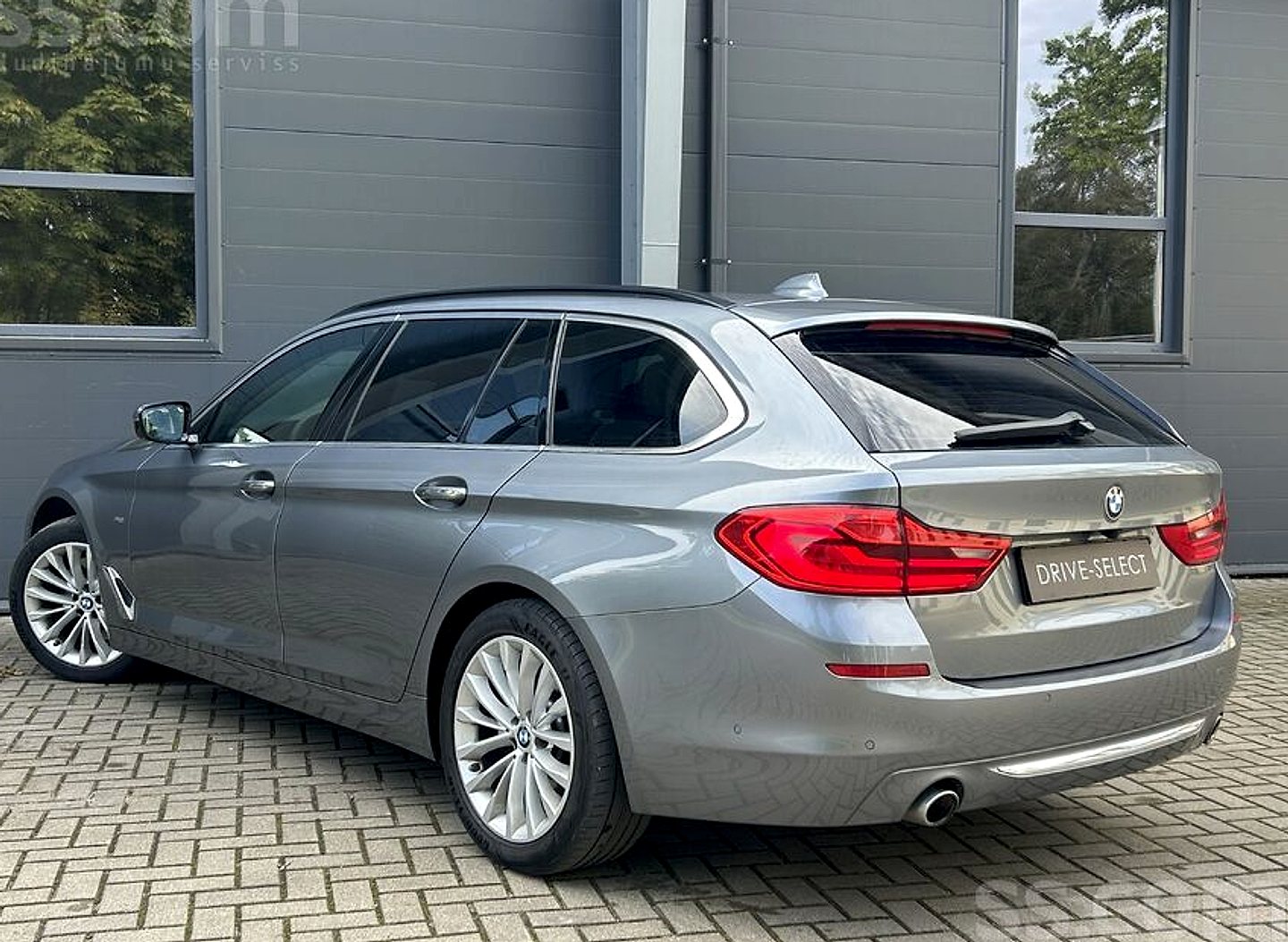 BMW 530 — foto 3