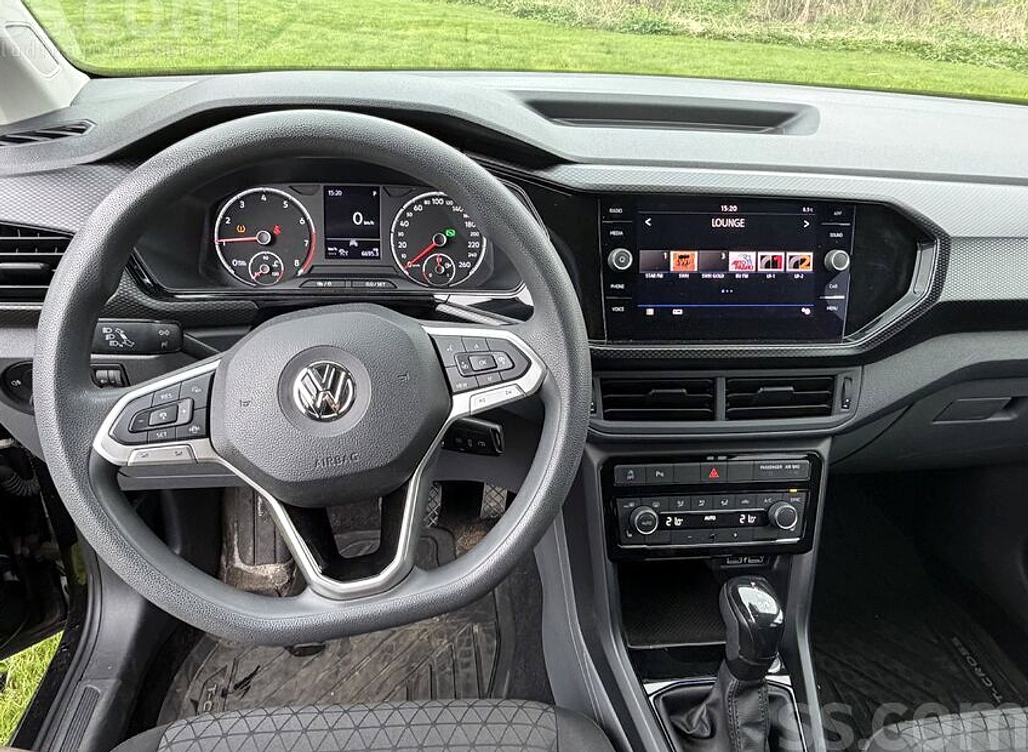 Volkswagen T-Cross — foto 6
