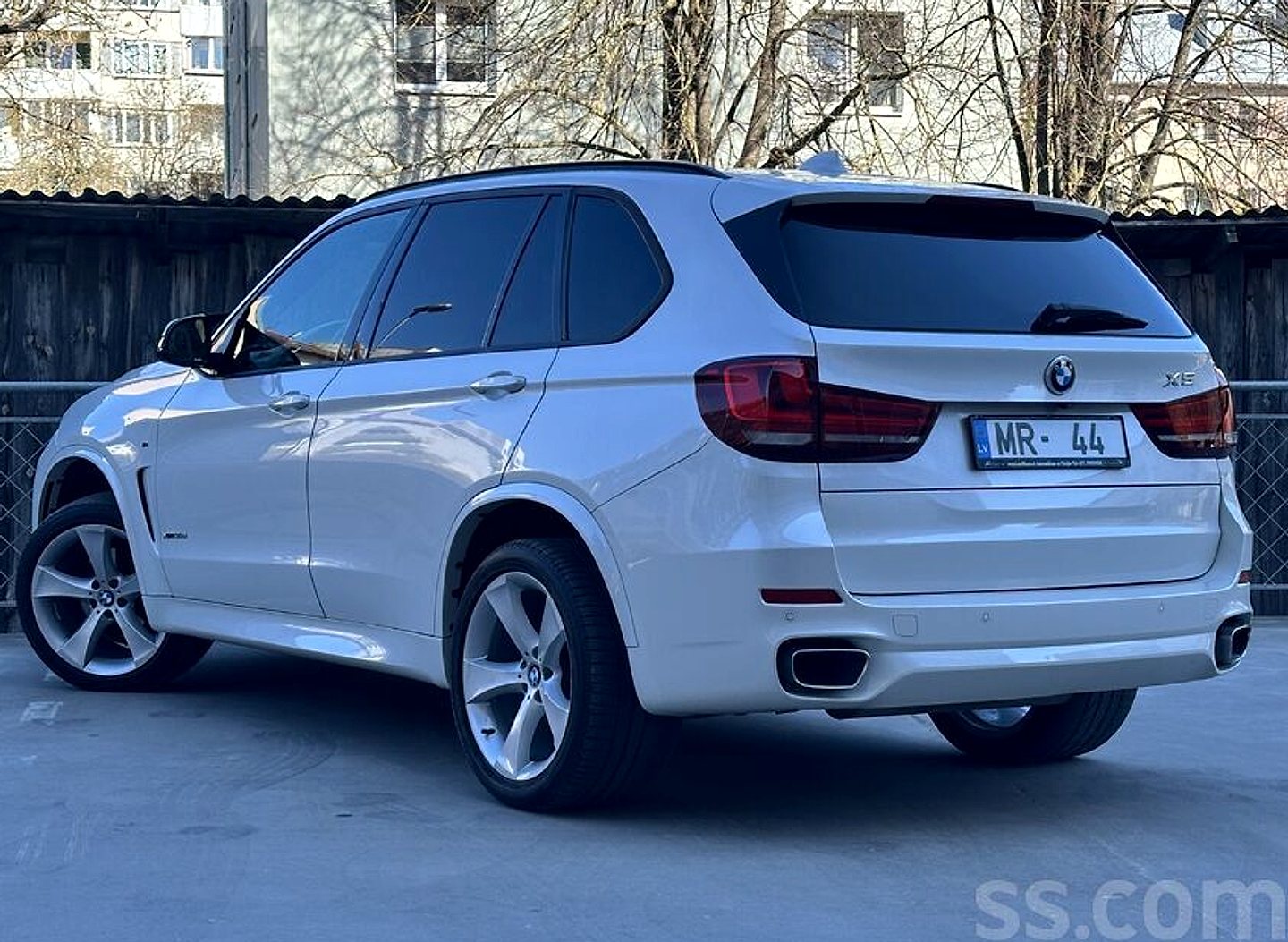 BMW X5 — foto 6