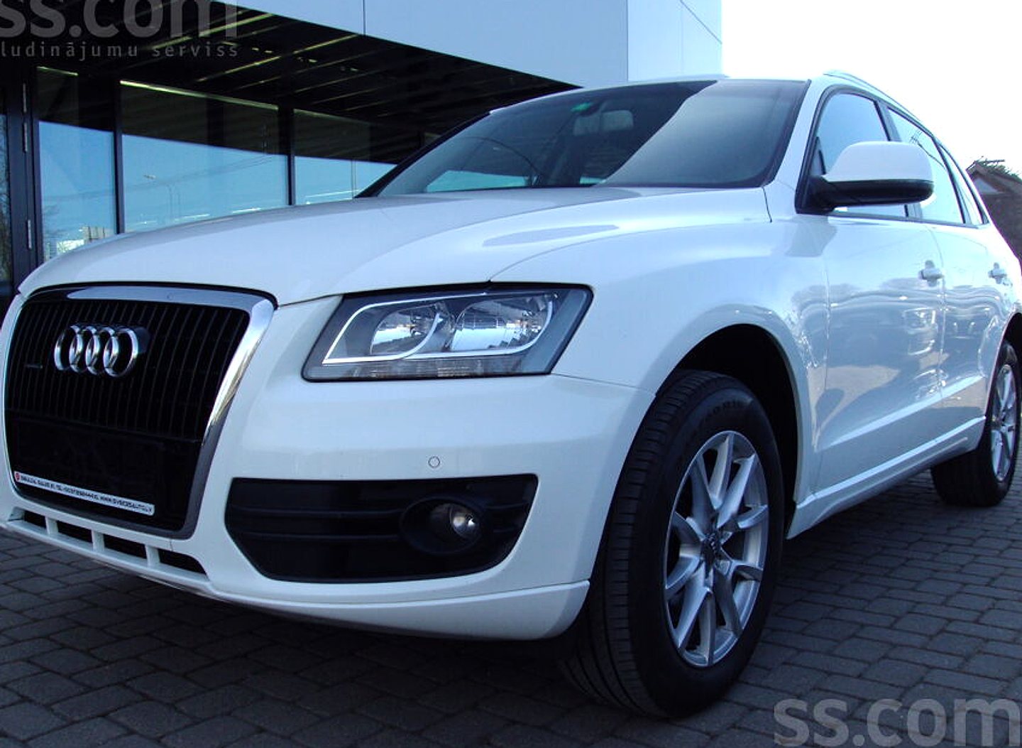 Audi Q5, 2011. gads