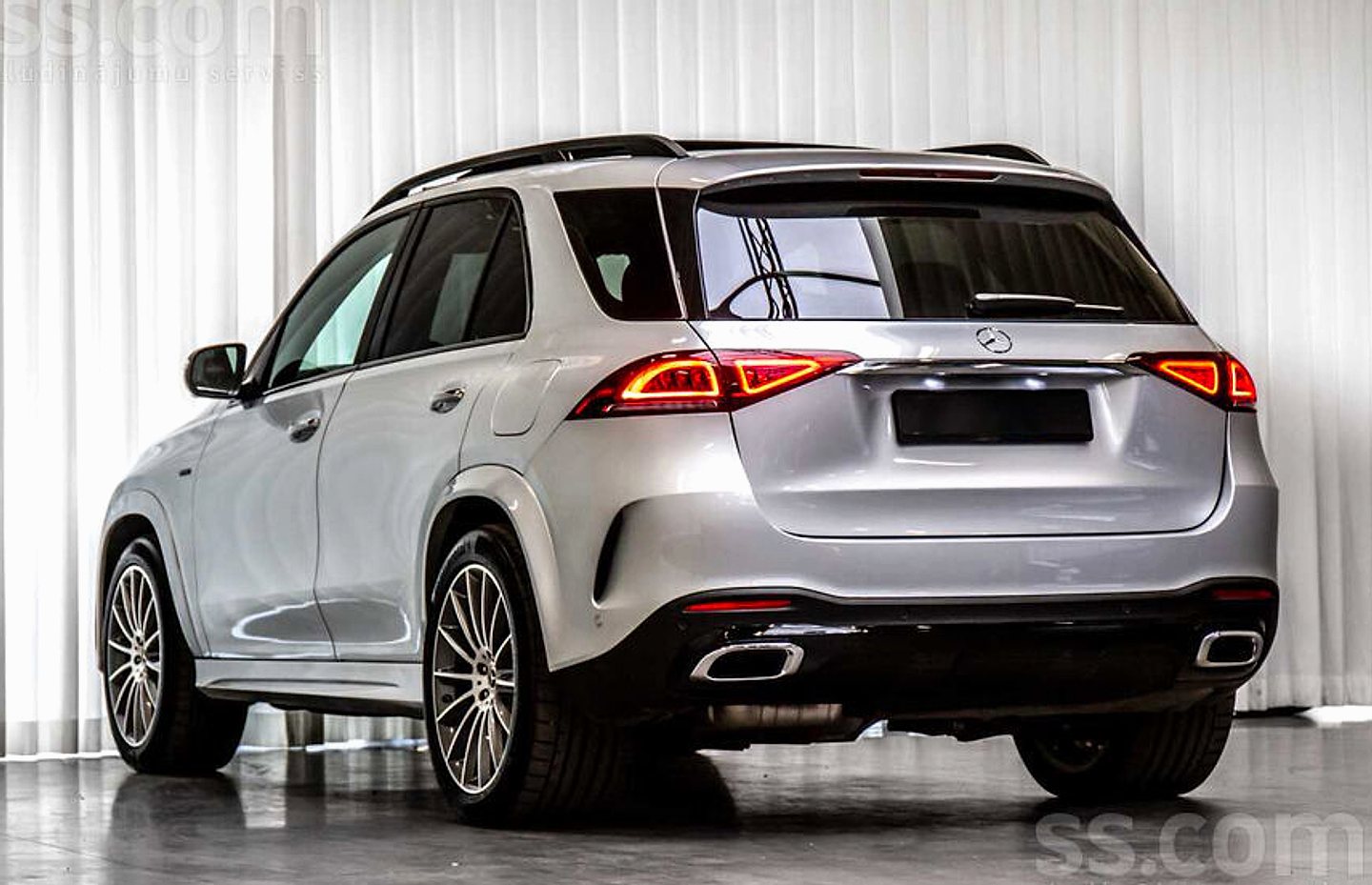 Mercedes-Benz GLE 350 — foto 4