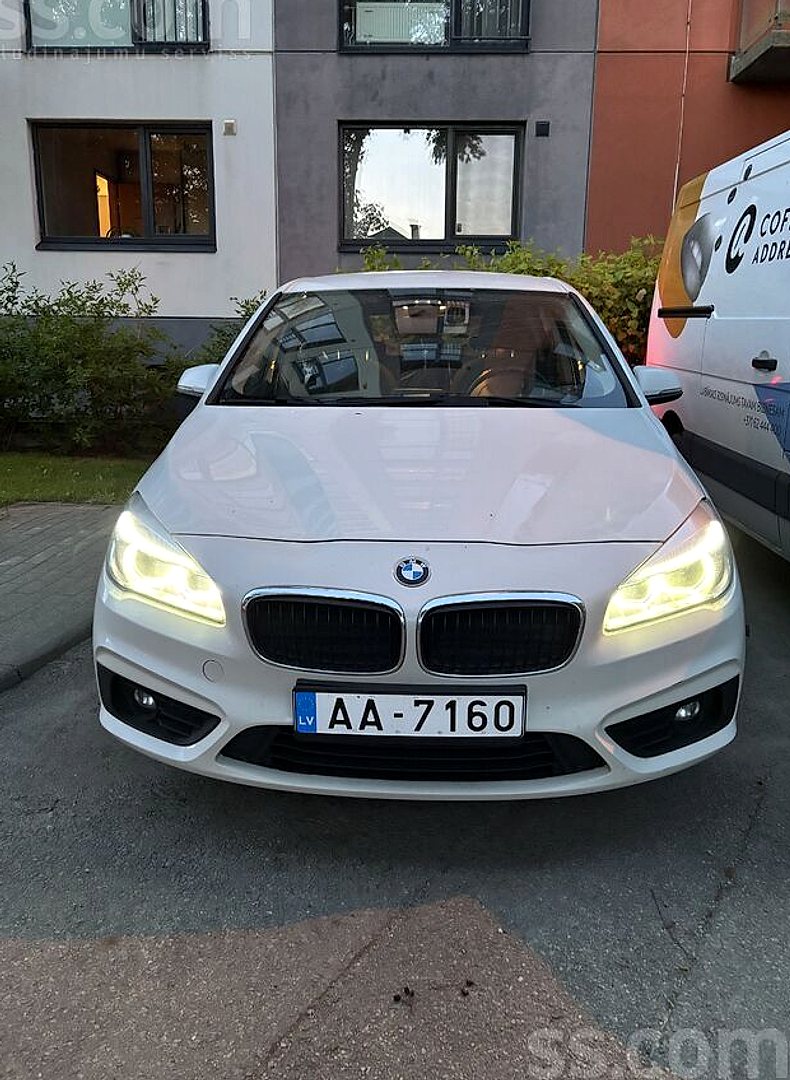 BMW 216, 2015. gads
