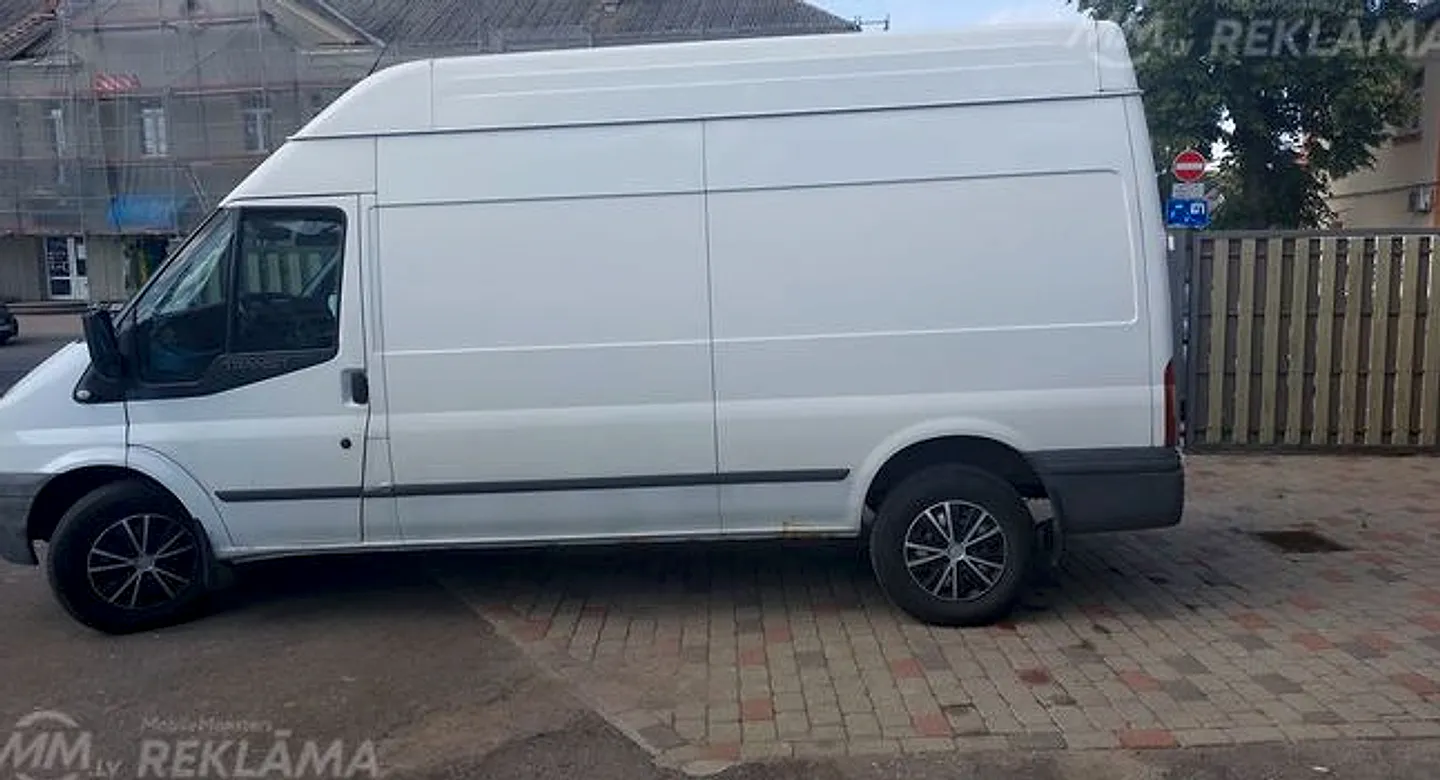 Ford Transit, 2011. gads