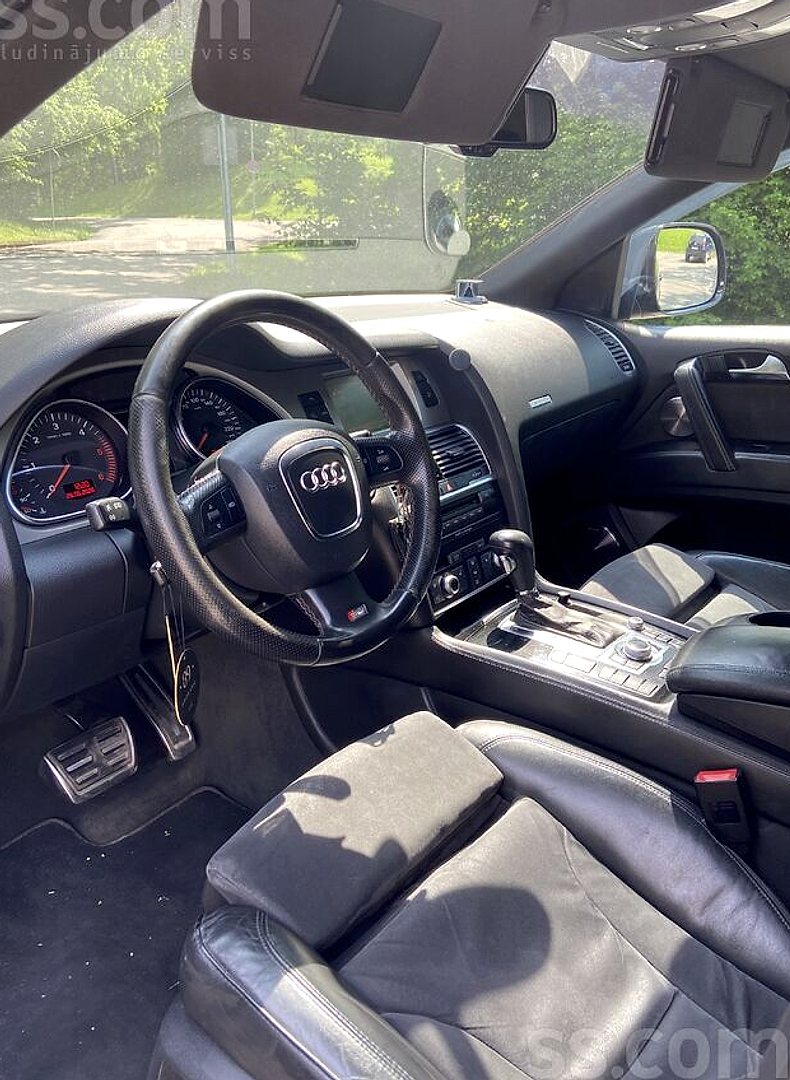 Audi Q7 — foto 6