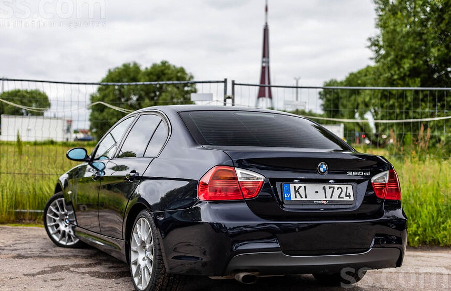 BMW 320 — foto 6