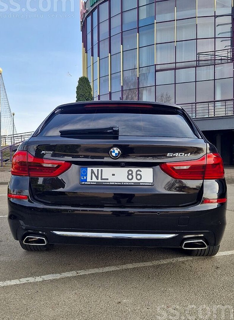 BMW 540 — foto 4