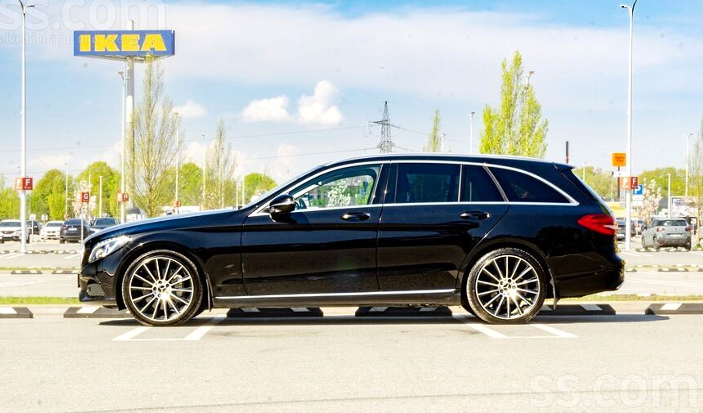 Mercedes-Benz C350 — foto 4