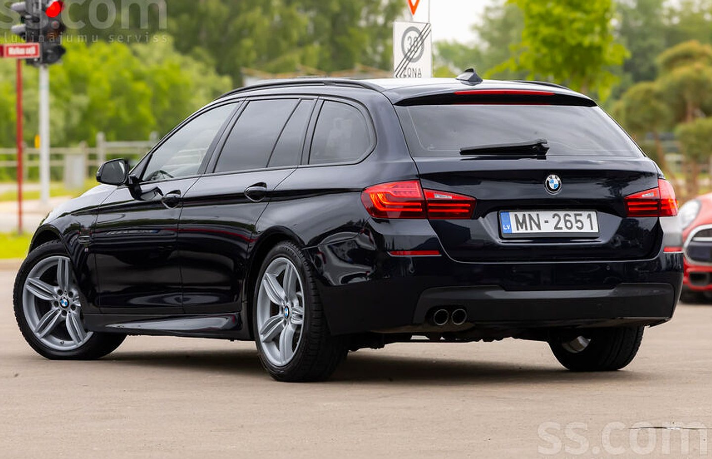 BMW 530 — foto 6