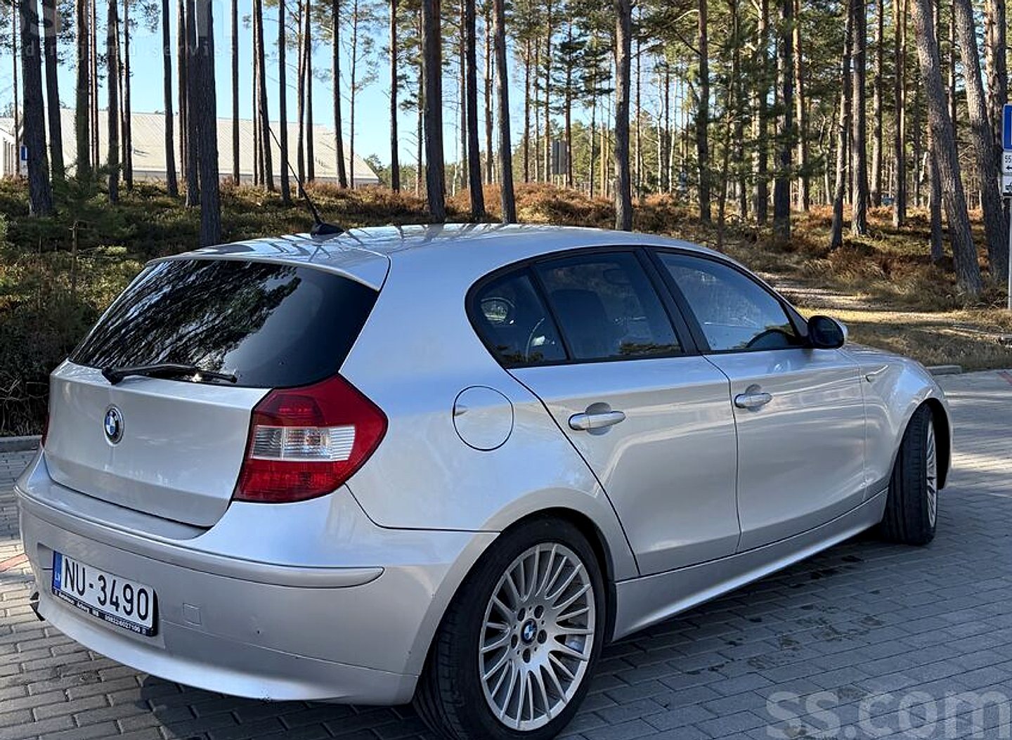 BMW 116 — foto 4