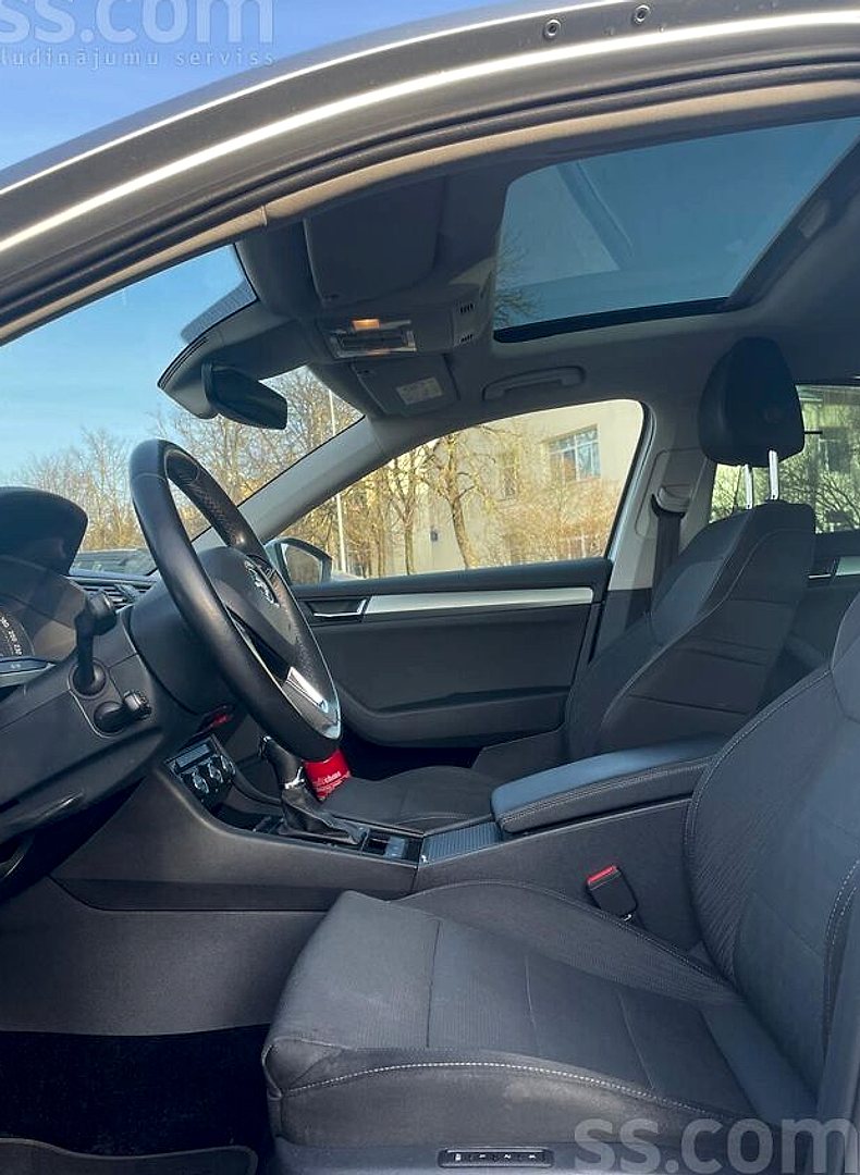Škoda Superb — foto 3