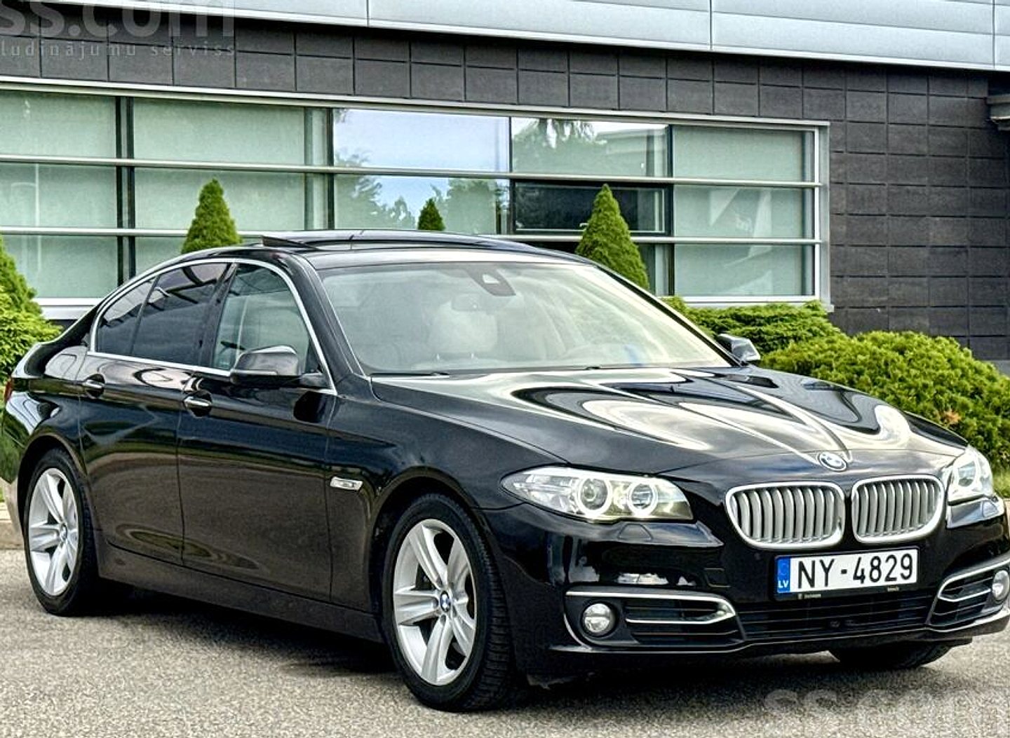BMW 525 — foto 6
