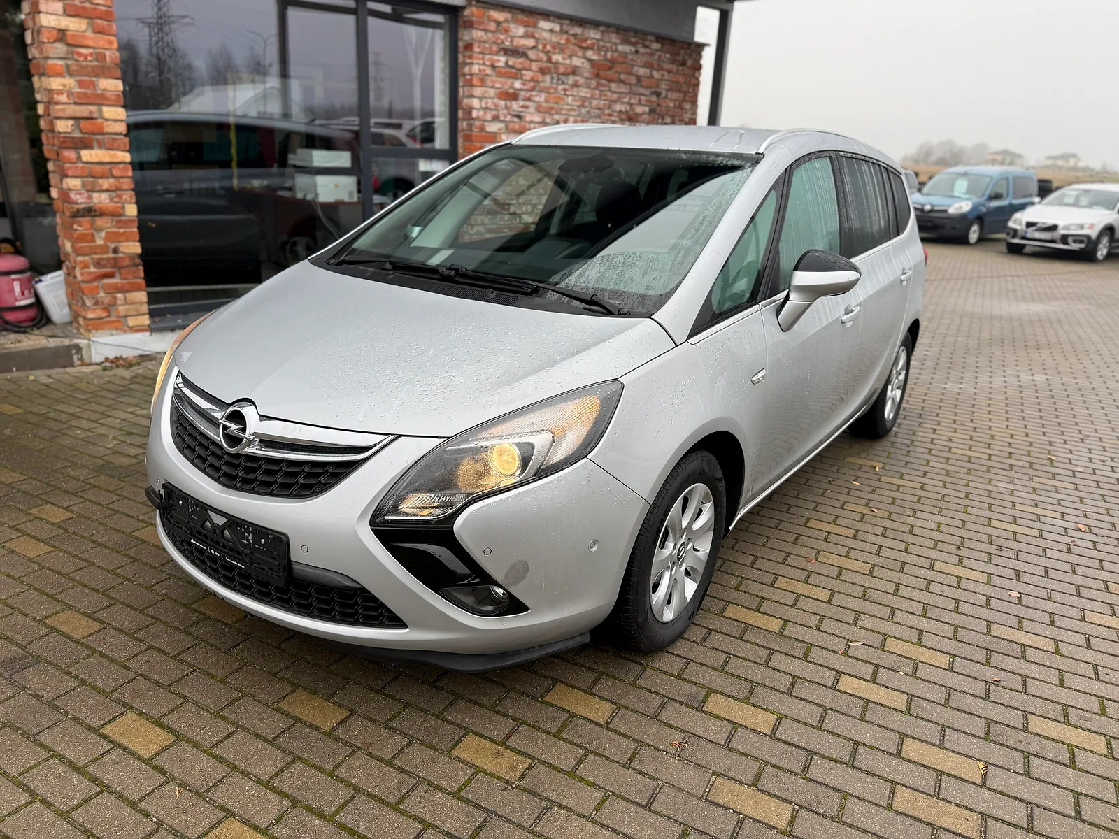 Opel ZAFIRA, 2015. gads