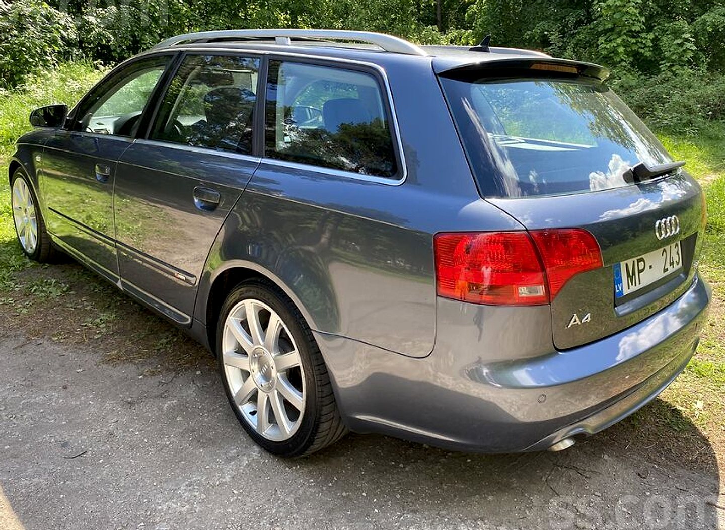 Audi A4 — foto 3