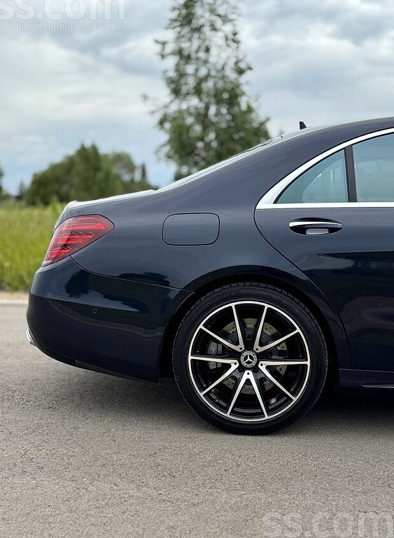 Mercedes-Benz S560 — foto 5