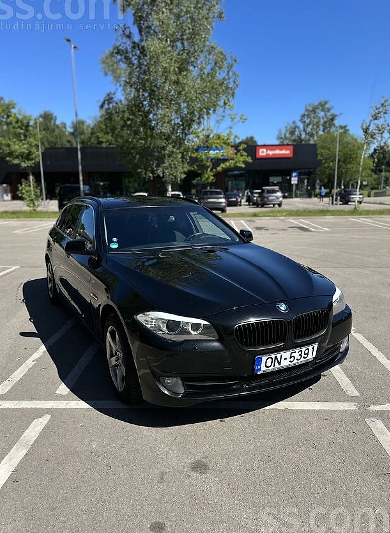 BMW 520 — foto 2