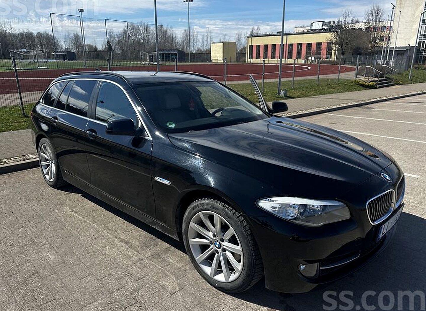 BMW 520