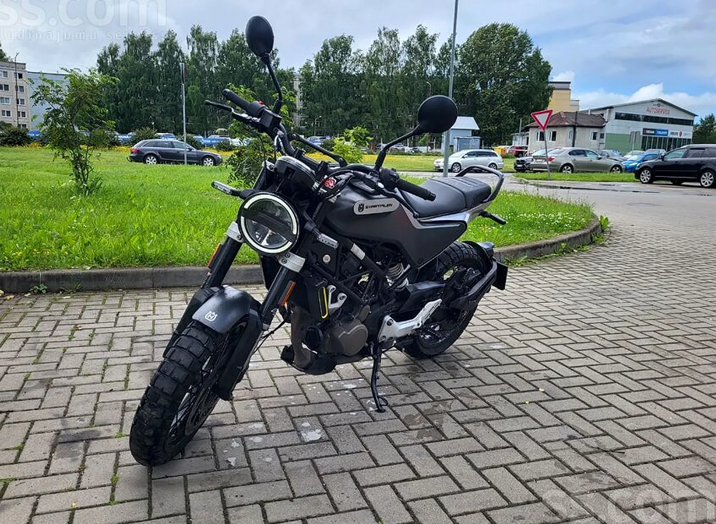 Husqvarna Svartpilen 125, 2022. gads