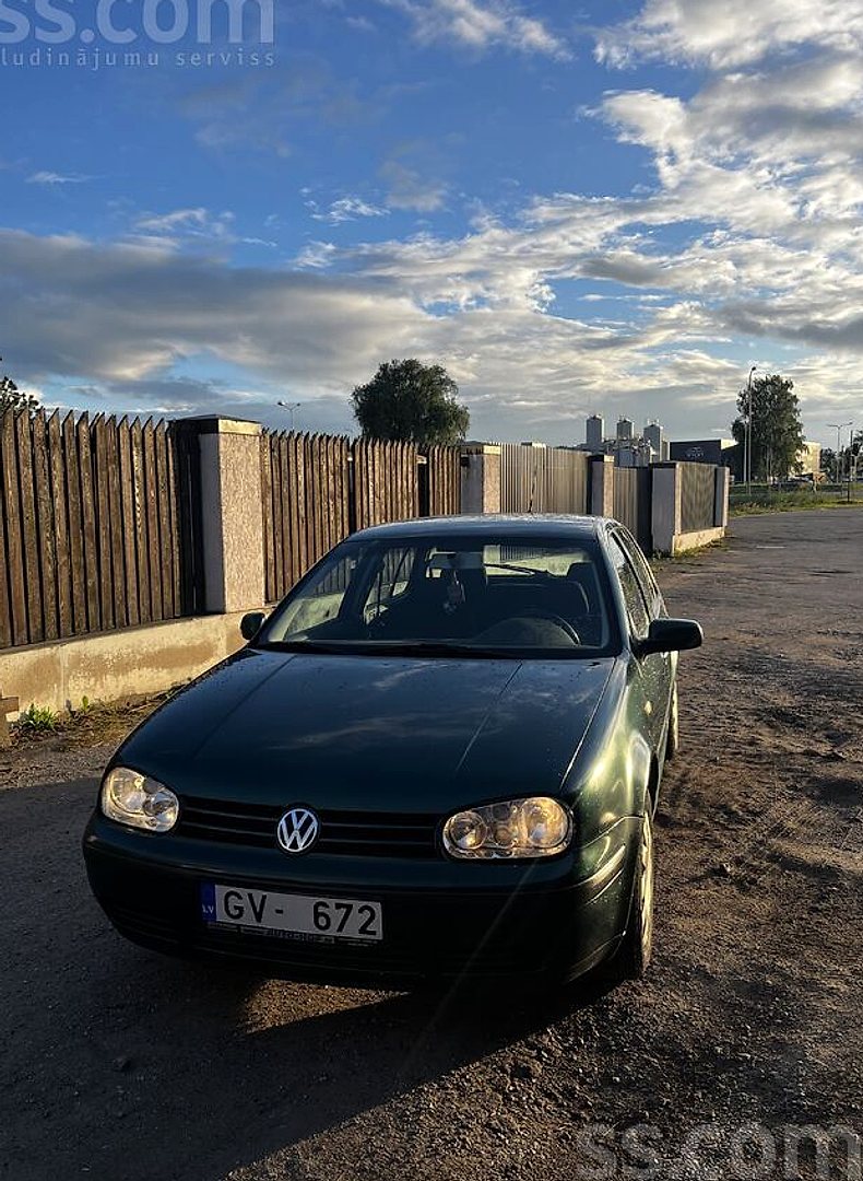 Volkswagen Golf 4, 1999. gads