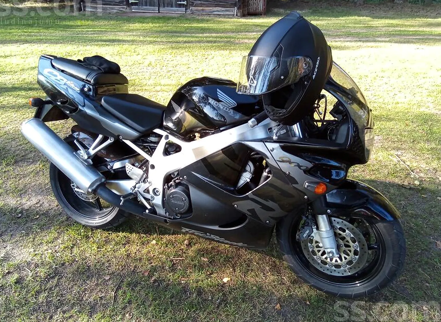 Honda 929
