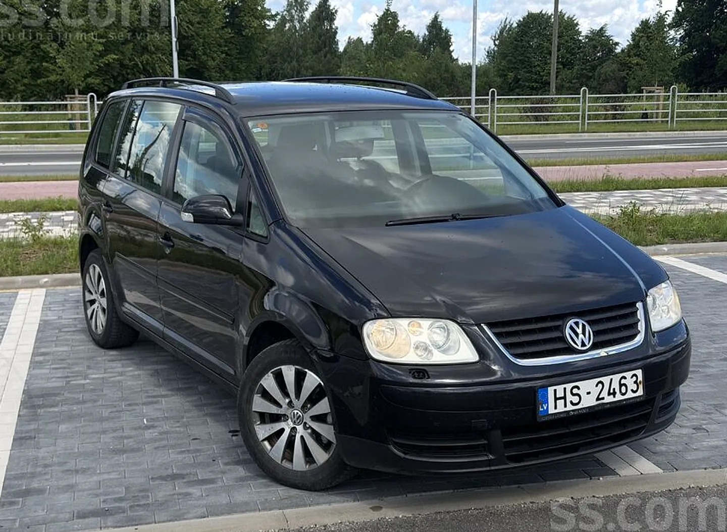 Volkswagen Touran, 2004. gads