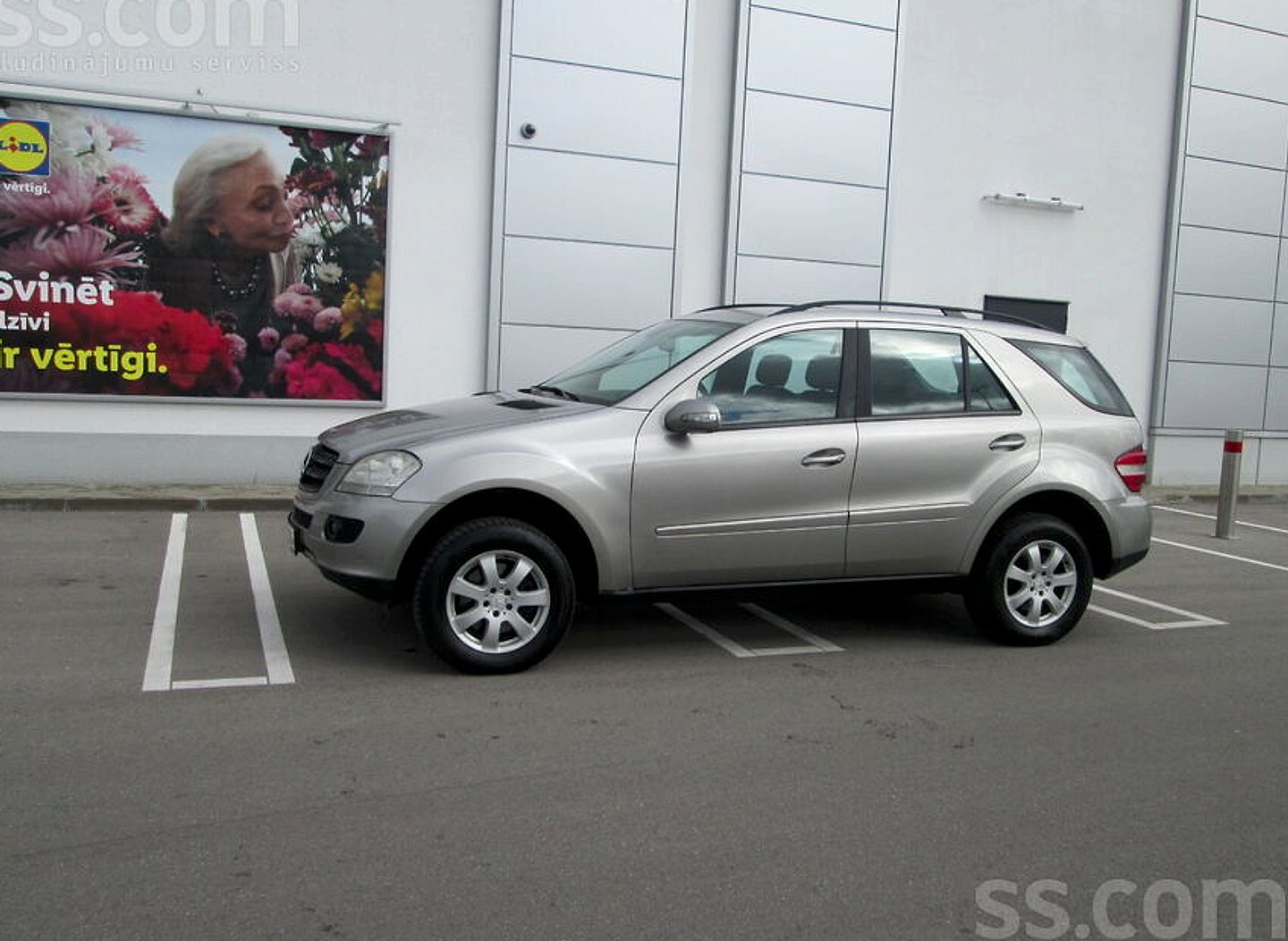 Mercedes-Benz ML320 — foto 2