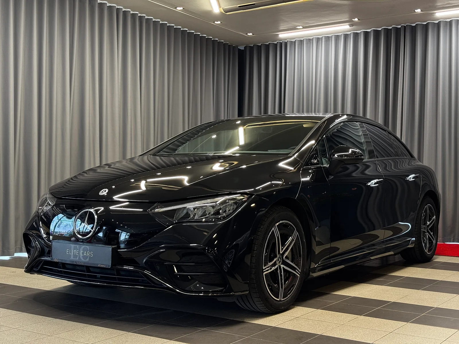 Mercedes-Benz EQE350 4Matic, 2023. gads