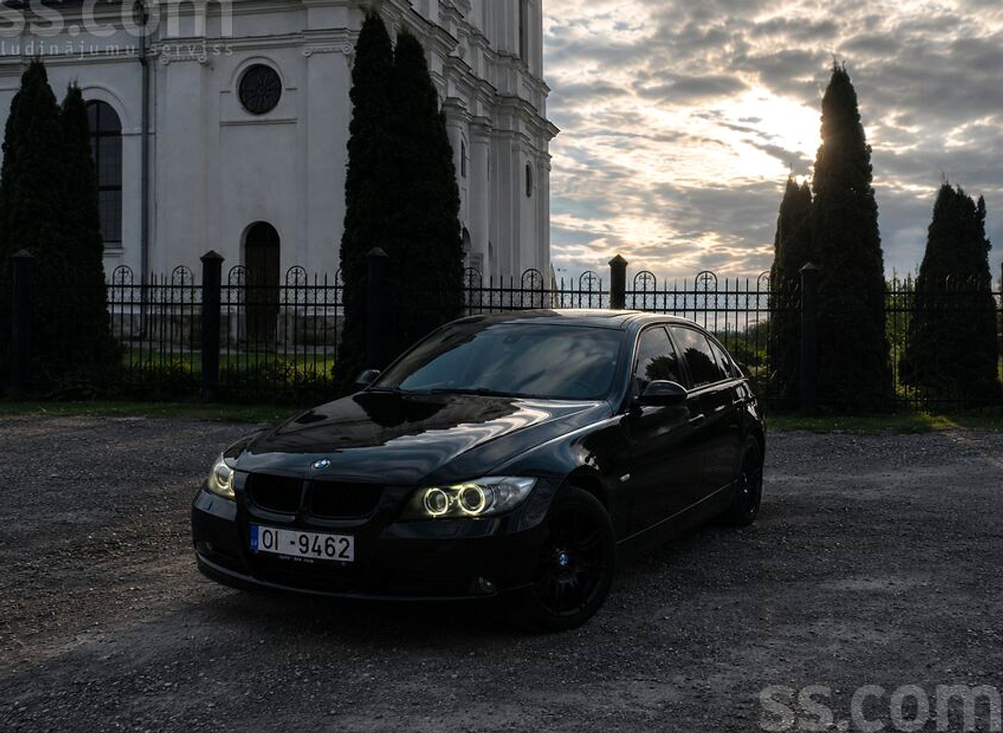 BMW 320 — foto 2