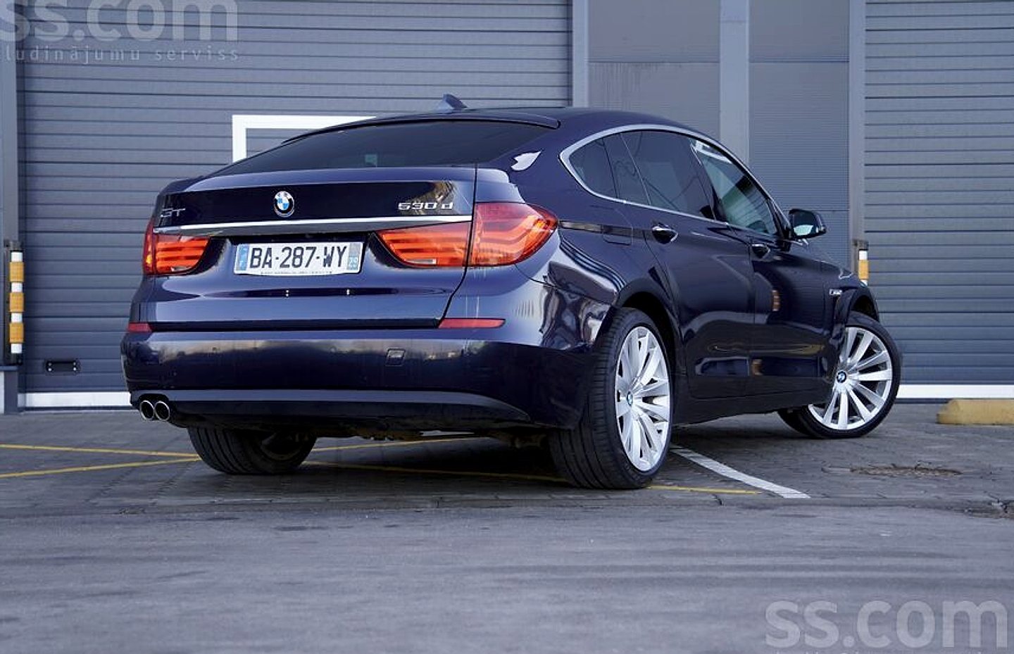 BMW 530 — foto 5