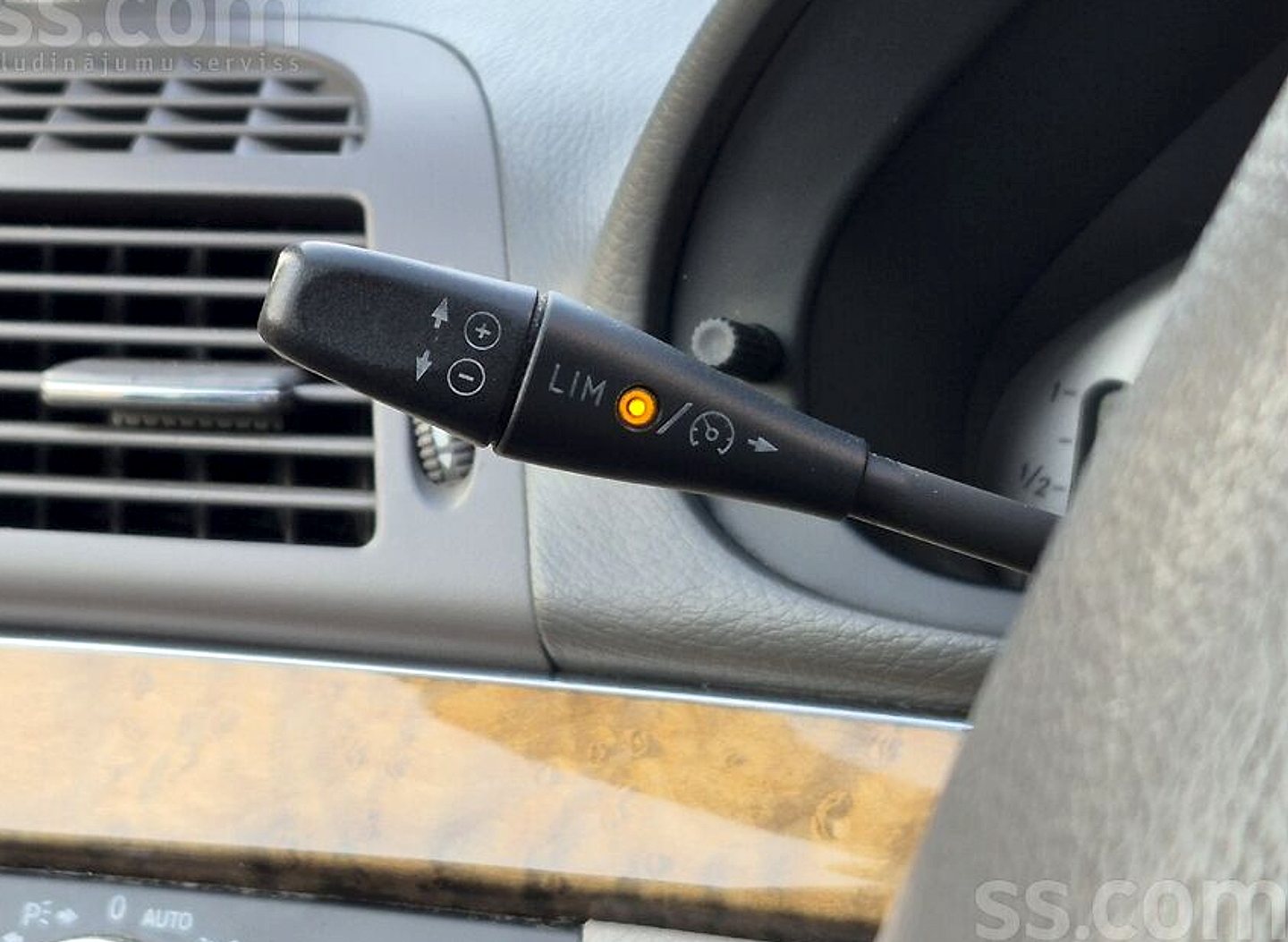 Mercedes-Benz E320 — foto 5