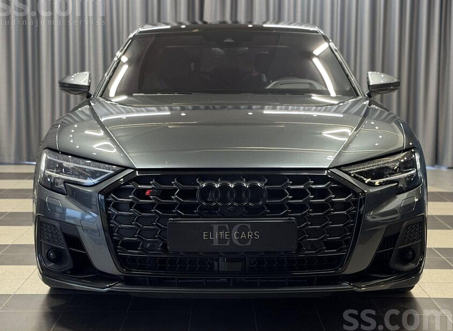 Audi S8 — foto 2