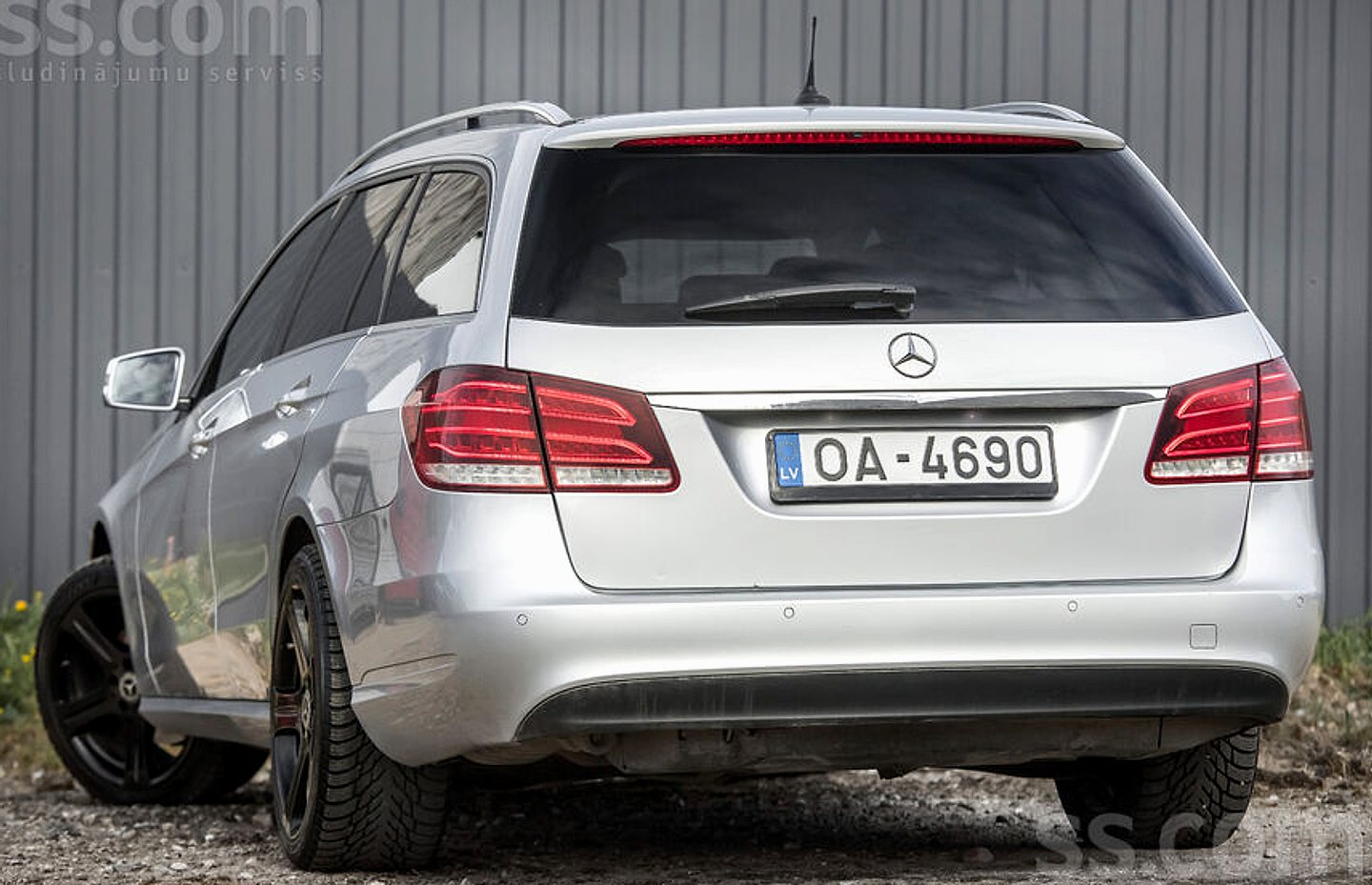 Mercedes-Benz E250 — foto 5