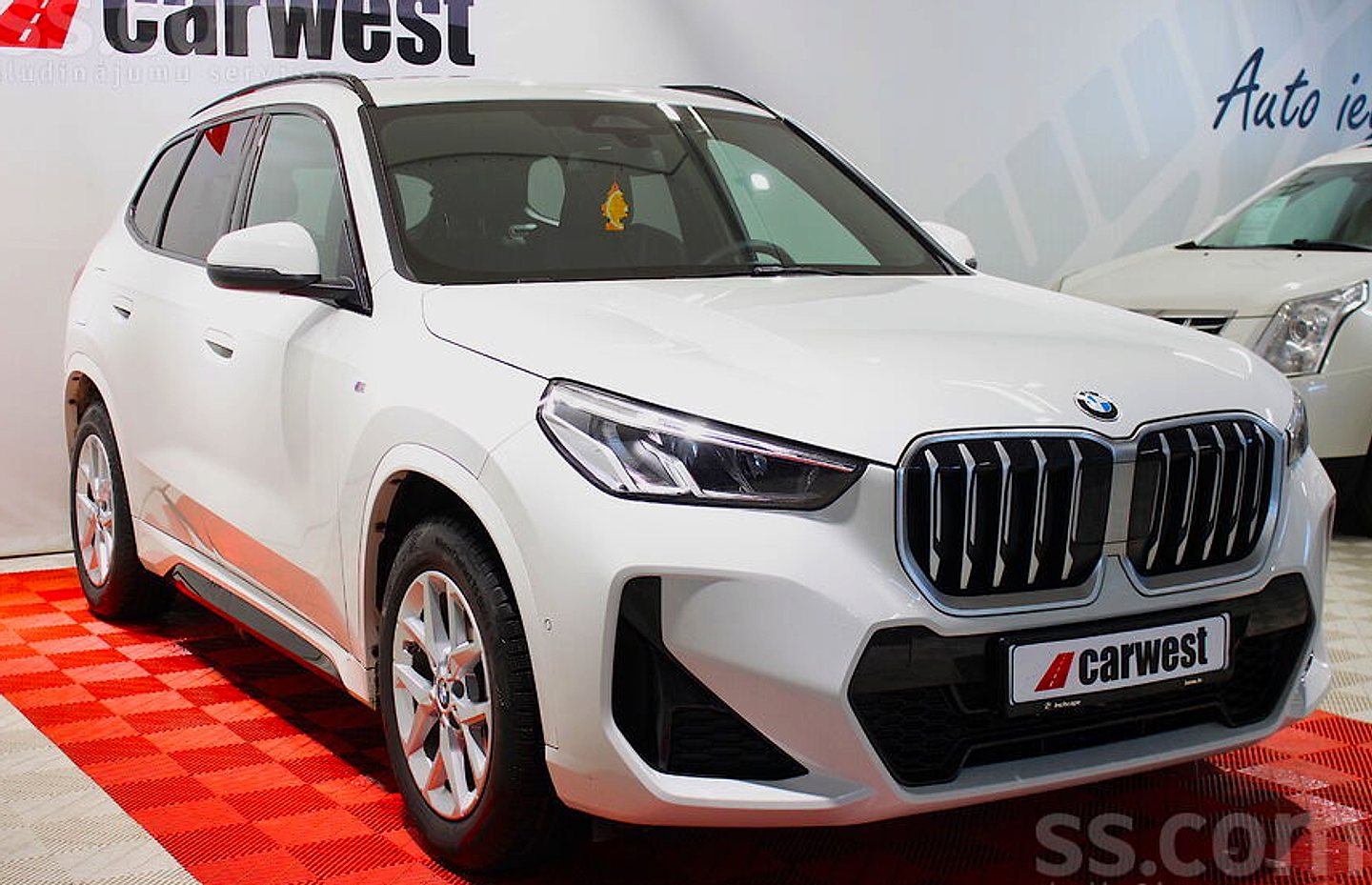 BMW X1 — foto 3