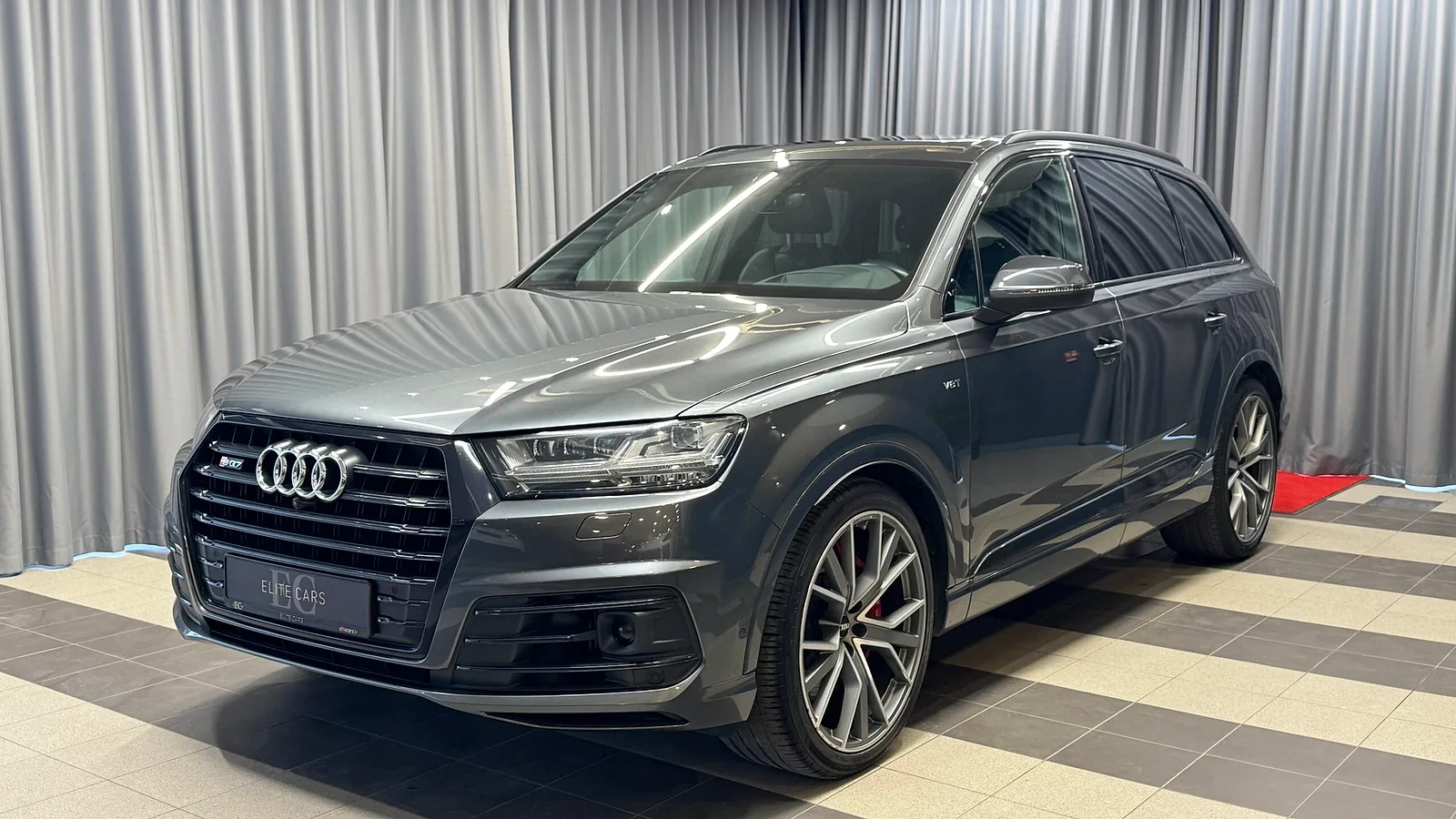 Audi Q7, 2018. gads