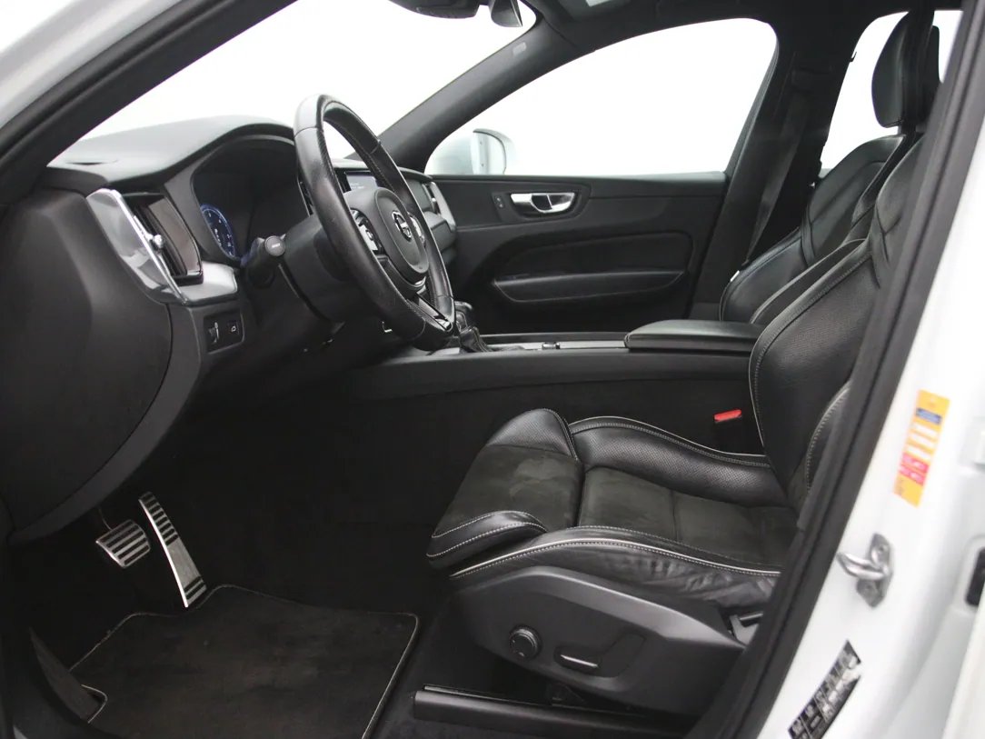 Volvo Xc60 — foto 5