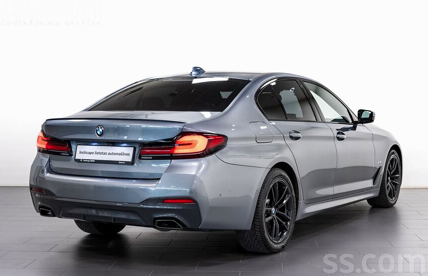 BMW 530 — foto 2
