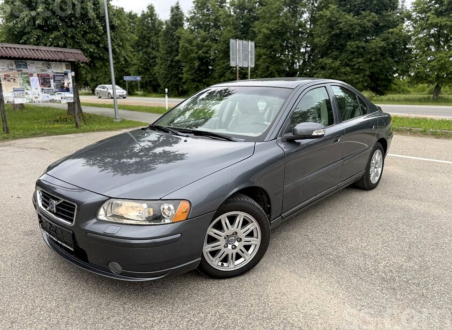 Volvo S60 — foto 3