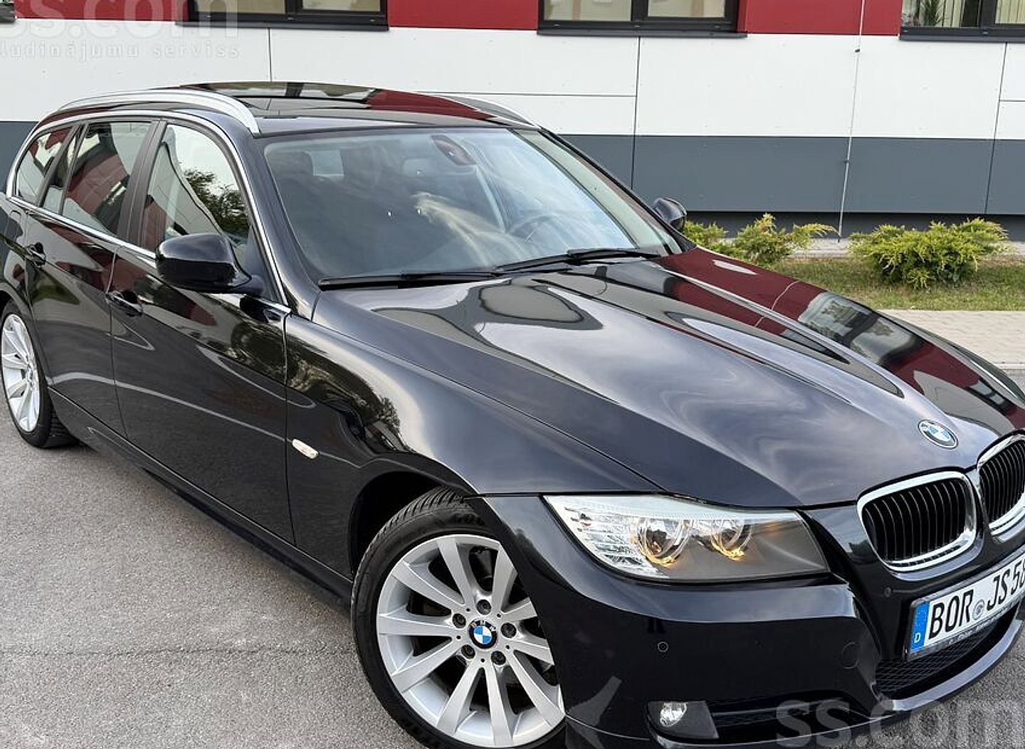 BMW 320 — foto 3