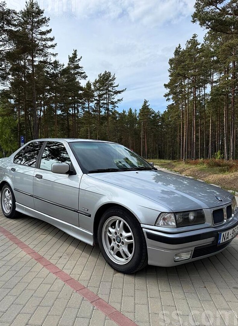 BMW 323 — foto 3