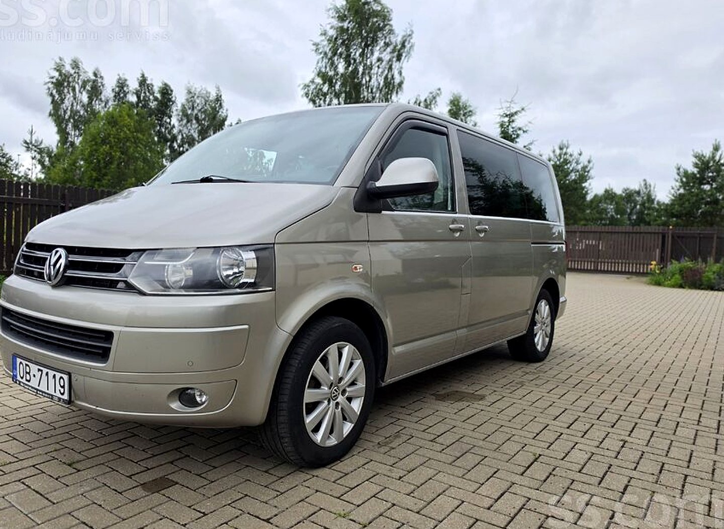 Volkswagen Multivan, 2011. gads