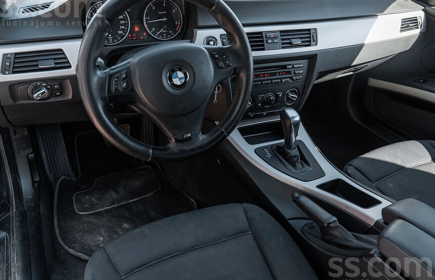 BMW 320 — foto 5