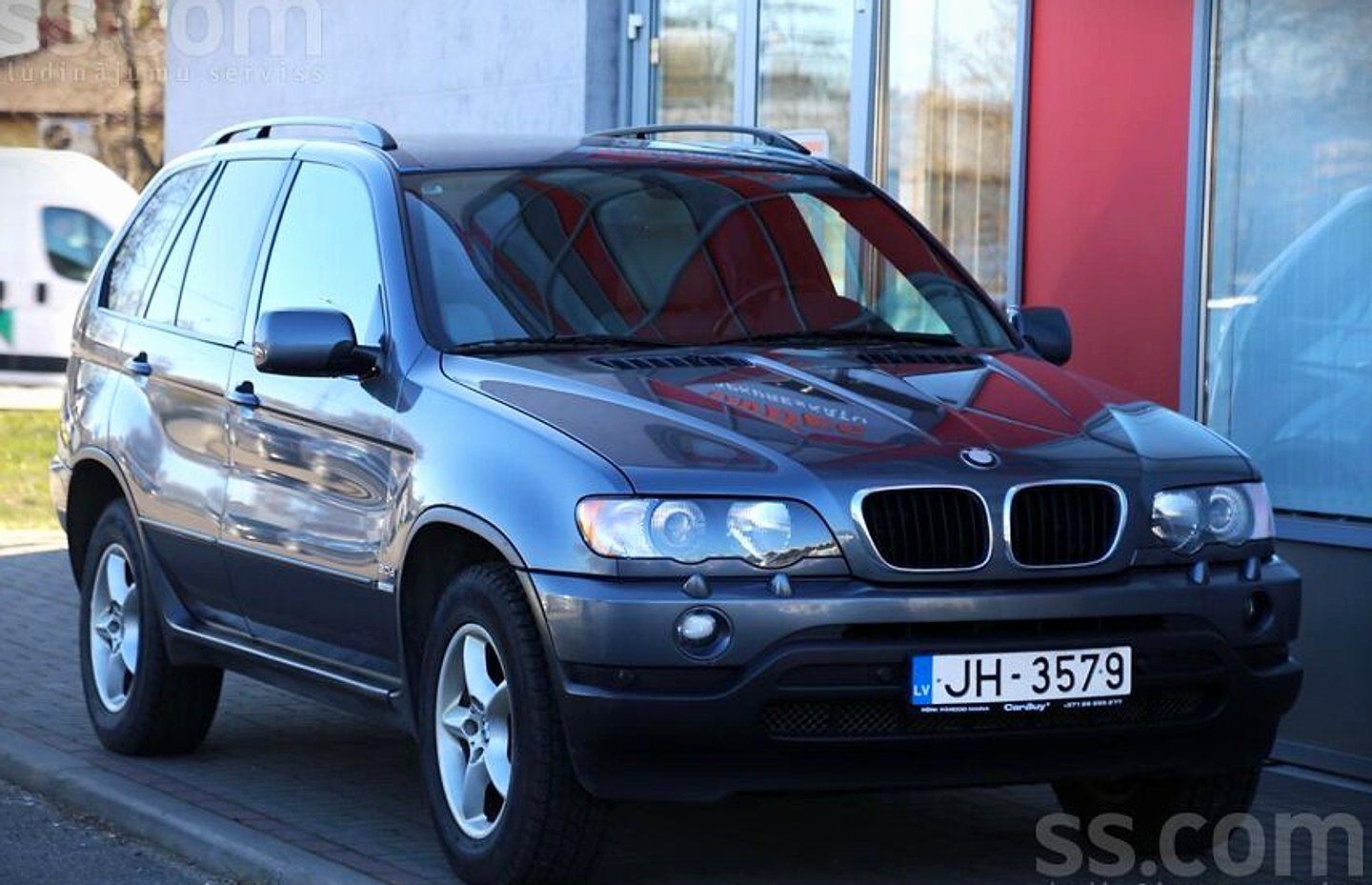 BMW X5 — foto 4