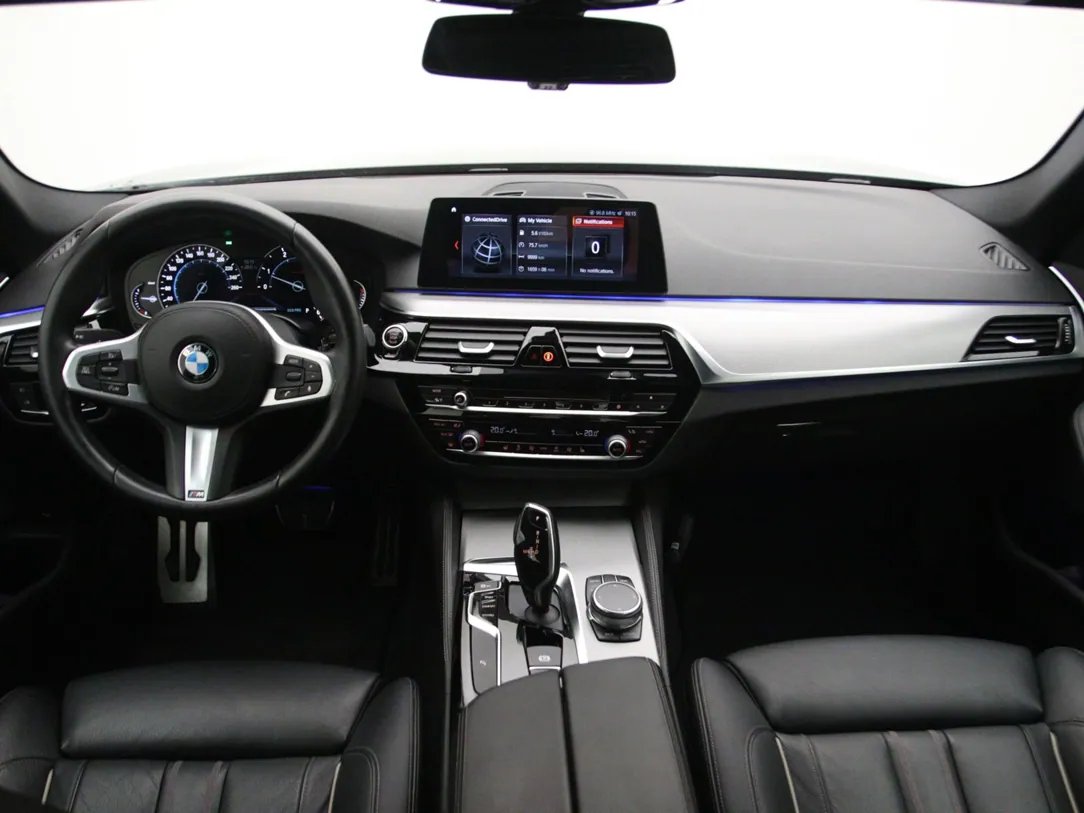 BMW 520 — foto 3